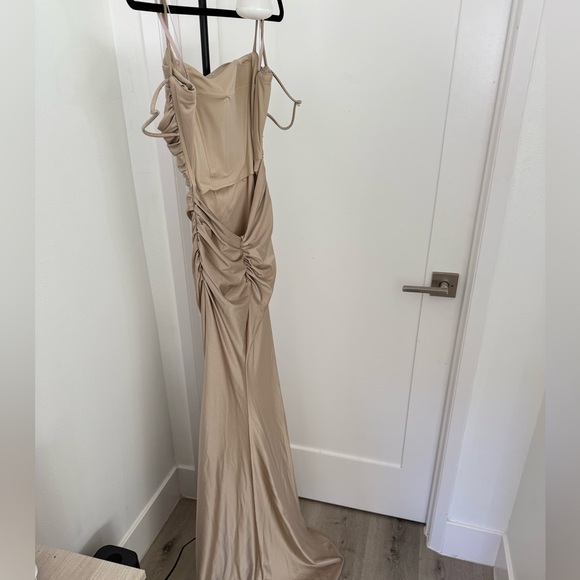 La Femme Ruched Trumpet Dress strappy back. - Picture 4 of 5